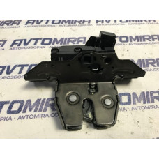 Замок крышки багажника Opel Astra J Wagon 2009-2015 13587646
